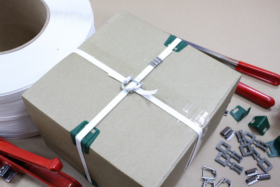 Стреппинг лента 12х0,6 мм, 250 м, белая, 140 кгс, упаковочная, полипропиленовая